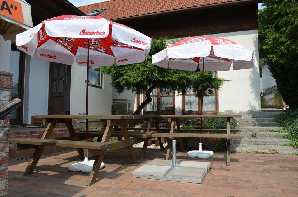 Pension Egida Řež Dış mekan fotoğraf