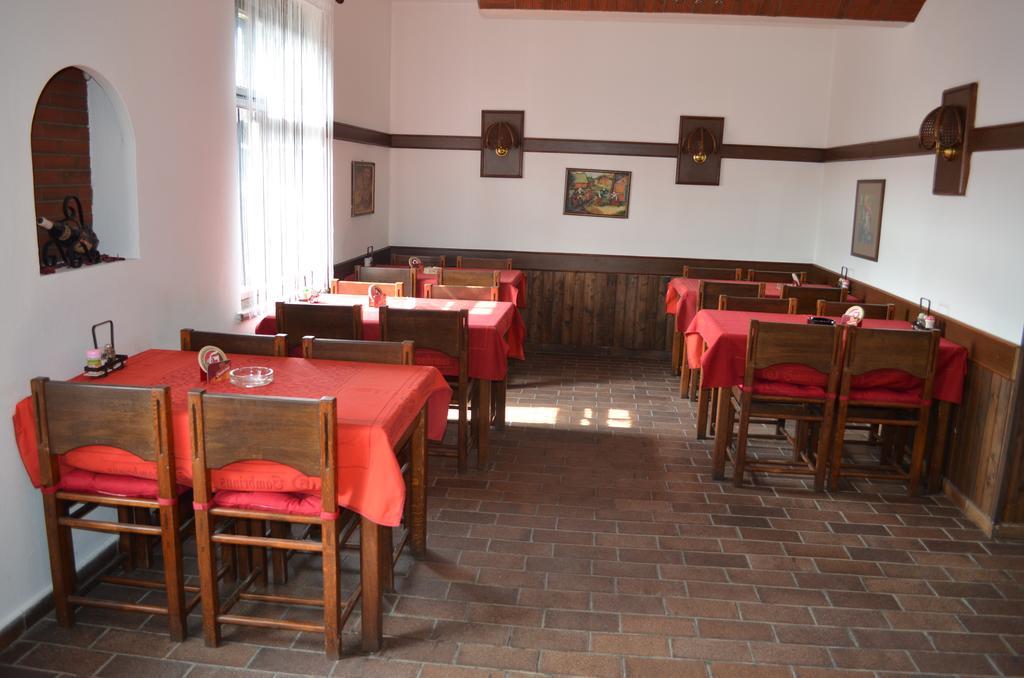 Pension Egida Řež Dış mekan fotoğraf